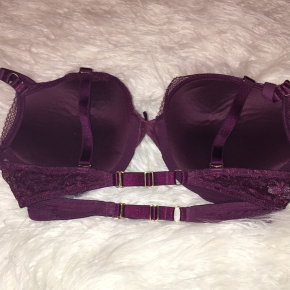 Victoria's Secret push-up - Picture 2 of 2